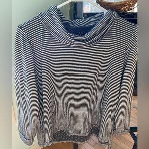 EUC ANTHROPOLOGIE W5 striped knit cowl neck top